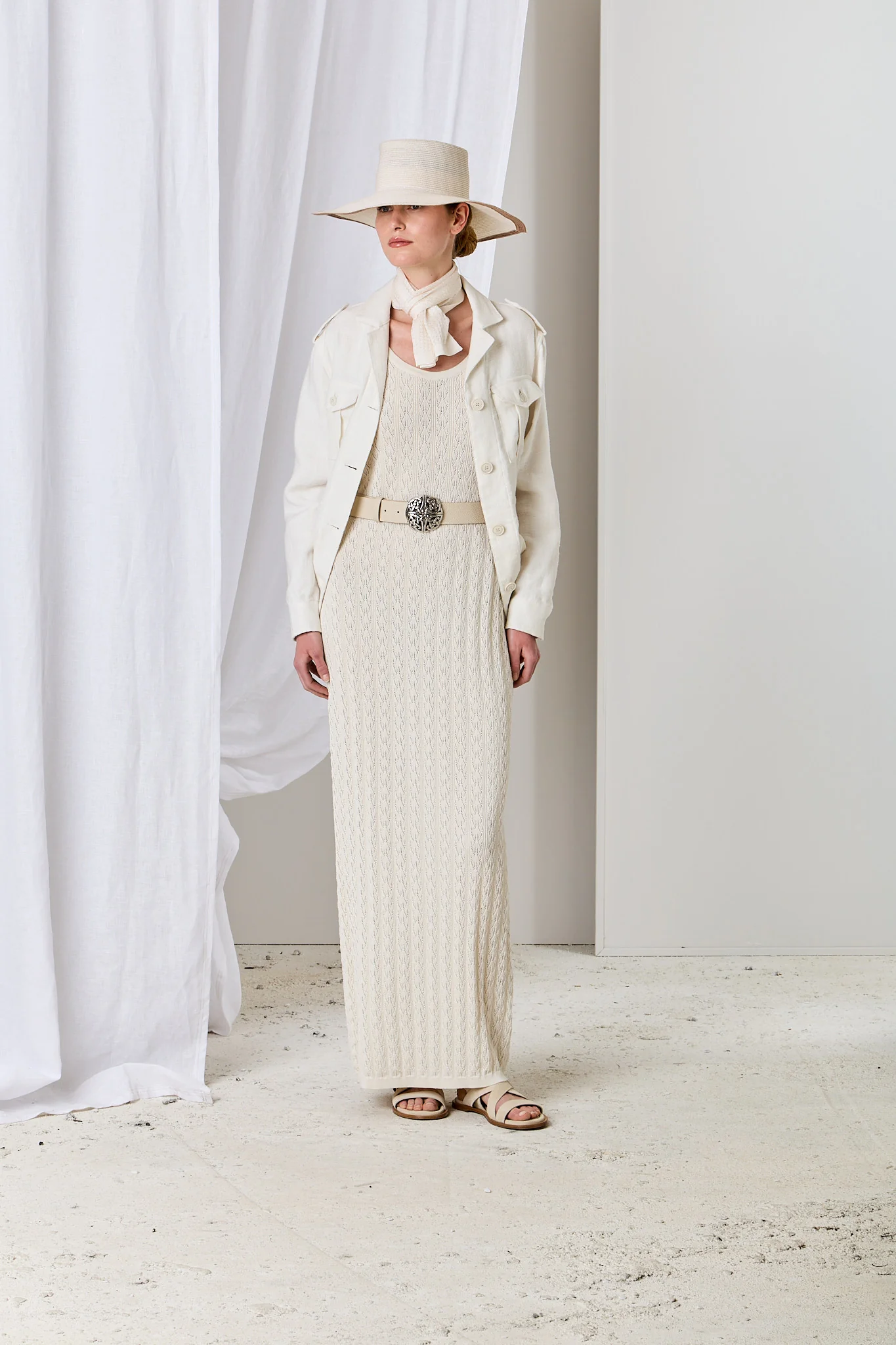 LOOK DONNA